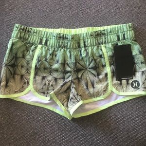 NWT Hurley short board shorts